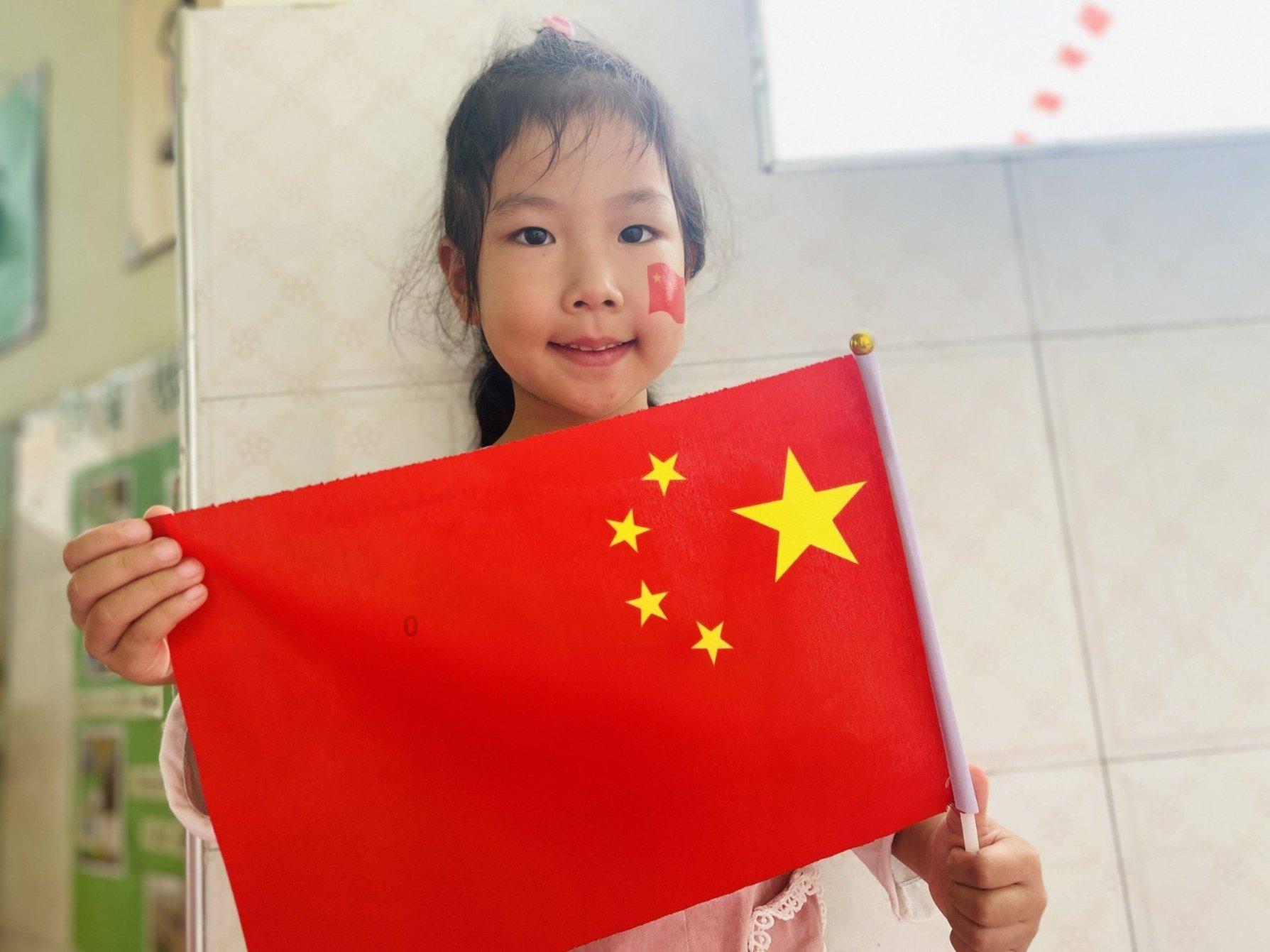 全球现役装载量最大的清洁动力汽车滚装船首航