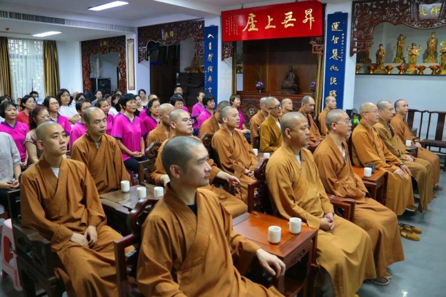 箭在弦上：灭门之仇终得报，一航二航一箭钉死鬼子，实在痛快！游戏画面
