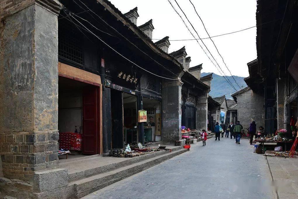 谁知道这是哪个游戏？游戏画面